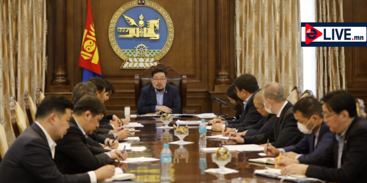 Г.Занданшатар: Хэмнэлтийг өөрсдөөсөө эхлүүлье