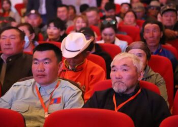 Ховд аймаг "Тэрбум мод" үндэсний хөтөлбөрийг 2030 он хүртэл хоёр үe шаттай хэрэгжүүлнэ