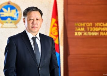 Л.Халтар: Болдогсон бол одоо ч хамаагүй задгай тээврээ явуулчихмаар л байна