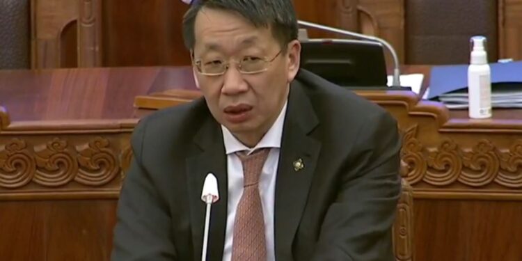 Л.Энх-Амгалан: Манай дээд боловсролын салбар судалгааны байгууллага болчихсон гэв