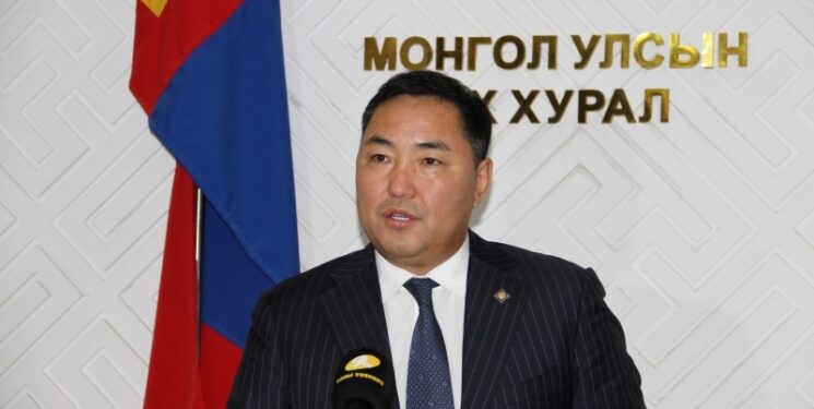 Б.Пүрэвдорж: Нарийн царигтай төмөр зам барих  төслийг УИХ-д өргөн барилаа