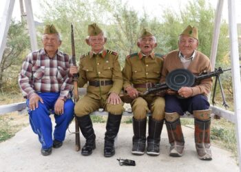 Ахмад дайчин Г.Гэлэгжамц, Д.Цанжид, Ш.Бошлой, хөнгөн пулемётын наводчик Т.Гэндэн нар