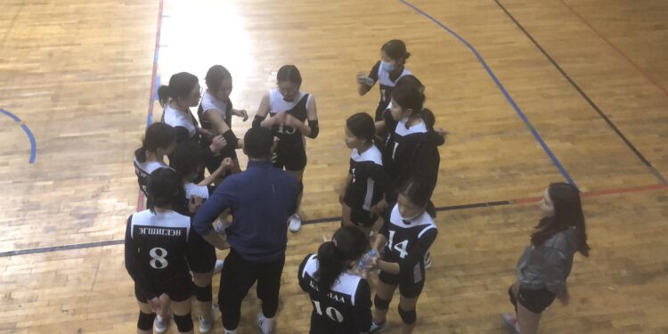 Сурагчдын “Улаанбаатар лиг” гар бөмбөгийн шигшээ тэмцээн үргэлжилж байна