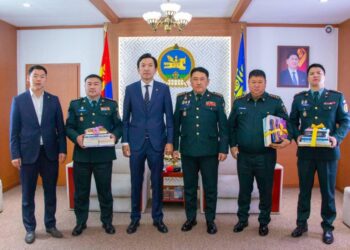 Дуучин A Cool  дарга болж ХОШУУЧ цолтой болжээ