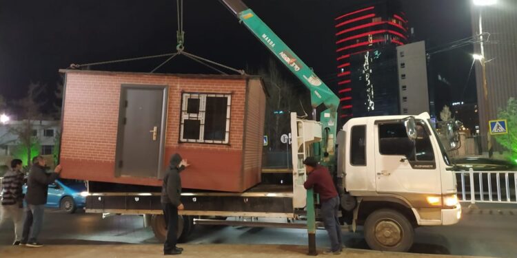 Шангри-Ла худалдааны төвийн хажуу байрлуулсан ТҮЦ-ийг нүүлгэжээ