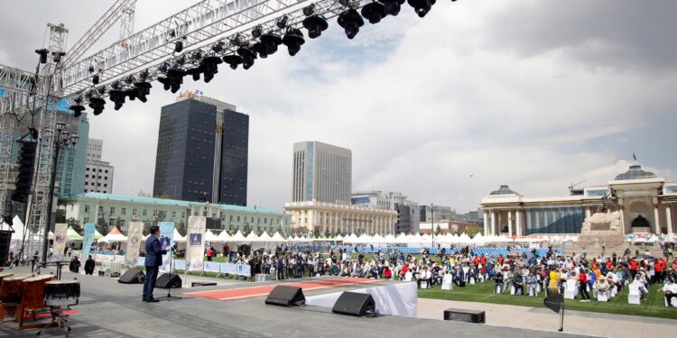 Номын баяр гурван өдөр үргэлжилнэ