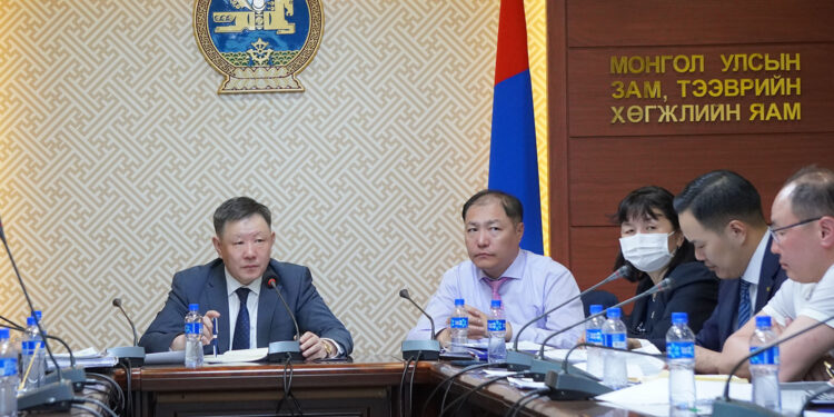 Агаарын тээвэр, аялал, жуулчлалын салбар хоорондын хамтарсан зөвлөл хуралдлаа