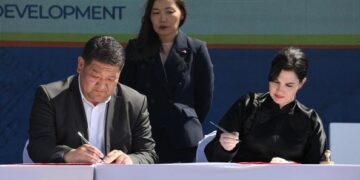 БХБ-ын сайд Б.Мөнхбаатар “Ханбогд хөгжлийн ерөнхий төлөвлөгөө-2024” хамтын ажиллагааны санамж бичигт гарын үсэг зурлаа