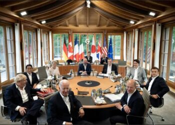 "G7"-ын дээд хэмжээний уулзалт өндөрлөлөө