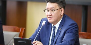 Б.Жавхлан: Манай улс Японд 1.2, БНХАУ-д нэг тэрбум ам.долларын зээл төлнө