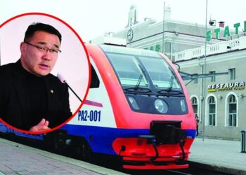 Иргэд Сумъяабазарын хөнгөн галт тэрэг төслийг дэмжиж байсан ч УИХ дээр төсөв хэлэлцэх үеэр "унасан" гэжээ