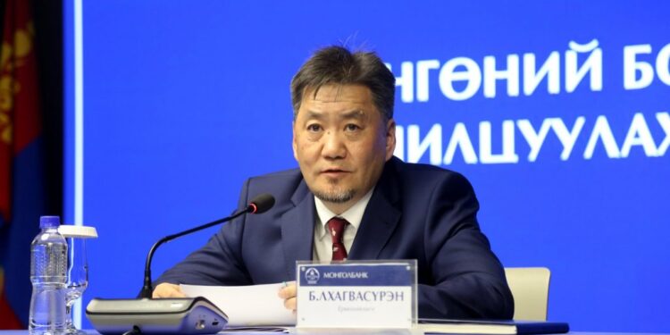 Мөнгөний бодлогын хүүг 1 хувиар нэмэгдүүлж, 10 хувь болголоо