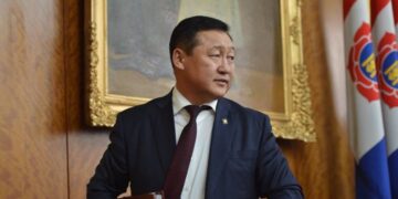 Д.Тогтохсүрэн: Цол олгодог ганц наадмаа хуульчилж, бусад наадмыг зохицуулахгүй хаях ёстой