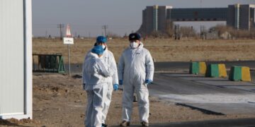 Замын-Үүдийн ажлыг муужруулсан дарга нар 1.3 тэрбумаар тансаглажээ