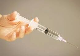 Өнөөдөр Улаанбаатар хотод суурин 37 цэг, түр 2 цэгт 39 багийн 135 эмч, ажилтан ажиллана