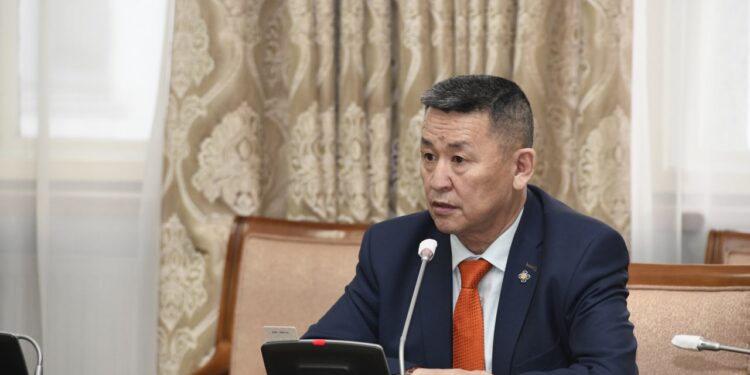 УИХ-ын гишүүн Ш.Адьшаа: Монгол морины уралдаан Монгол байх ёстой