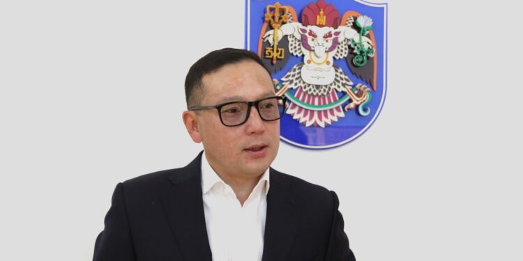 Наадмын билетийг жуулчин биш хүн авах, дамлахаас сэргийлж холбогдох материалыг шаардаж  байгаа