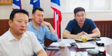 Маргааш Ардчилсан намын их хурал болохгүй гэв