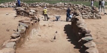 Завхан аймгаас анх удаа Хүннүгийн язгууртны булш олдлоо