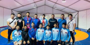 Монголын "U20" насны залуу бөхчүүд Бахрайн улсыг зорив