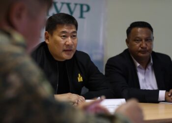 Ерөнхий сайд Л.Оюун-Эрдэнэ Цагааннуур боомтод ажиллалаа