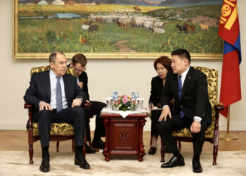 Л.Оюун-Эрдэнийн оросуудад бэлдсэн угтуулсан нөхцөл