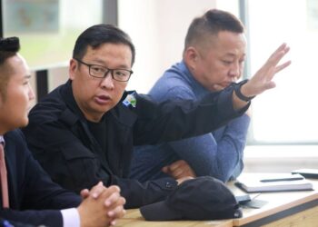 БОАЖЯ-ны сайд Б.Бат-Эрдэнэ: Дархан, Эрдэнэтэд шахмал түлш нийлүүлдэг болно