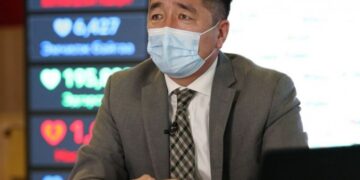 Б.Бямбадорж: Хичээл эхлэх үеэр коронавируст халдварын тархалт нэмэгдэх хандлагатай байна