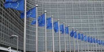 Европын холбооны хоригт Оросын алт, үнэт эдлэлийг худалдан авах, импортлохыг хоригложээ