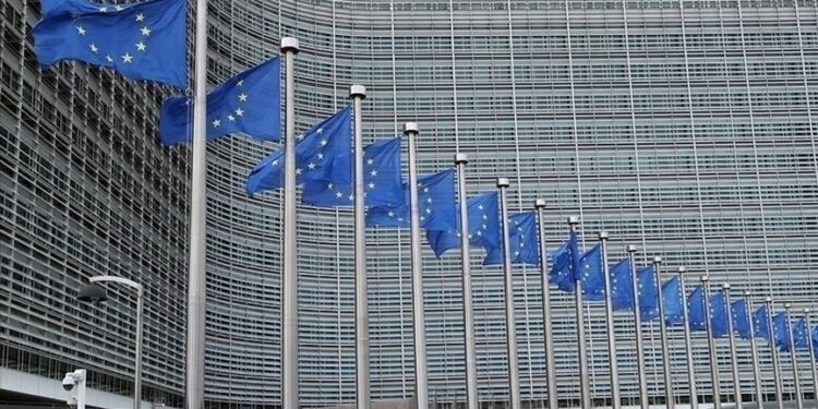 Европын холбооны хоригт Оросын алт, үнэт эдлэлийг худалдан авах, импортлохыг хоригложээ