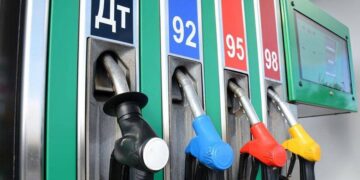 Он дуустал АИ-92 автобензиний үнэ тогтвортой байна