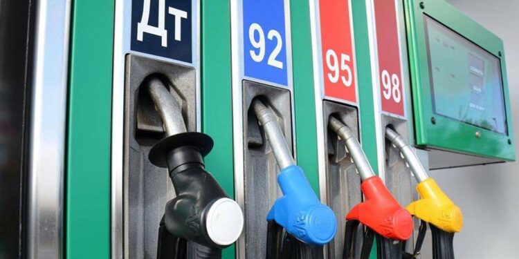 Он дуустал АИ-92 автобензиний үнэ тогтвортой байна