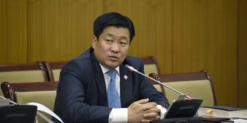 "Мишээл"-ийн Б.Энх-Амгаланг Дарханы зам дээр ажиллуулъя