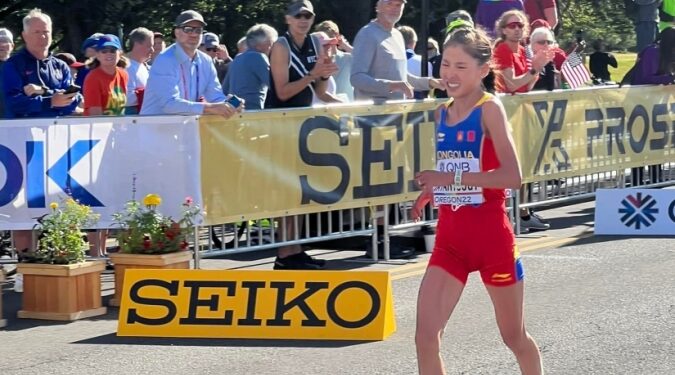 Марафонч Б.Мөнхзаяагийн гэмтэл сэдэрсэн хэдий ч бариандаа орж чадлаа