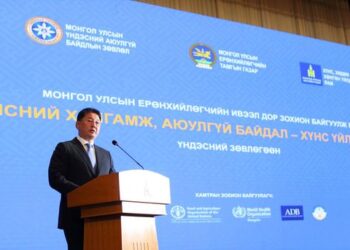 Ерөнхийлөгч У.Хүрэлсүхийн эхлүүлсэн Хүнсний хувьсгалыг УИХ, Түр хороо дэмжин ажиллахаар болжээ.