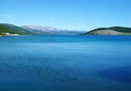 Хөвсгөл нуурын байгалийн цогцолборт газрын пост дээр QR код уншуулан замын мэдээллийг авч аялах боломжтой гэв