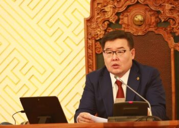 Г.Занданшатар намынхаа бодлогын эсрэг зогсч буйгаа үгээрээ илэрхийлэв