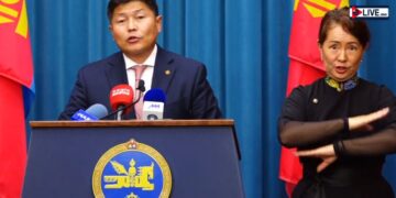 Х.Нямбаатар: Хүссэн сургуульд нь хүүхэд оруулж өгнө” гээд авлига авсан асууд­лаар АТГ-т баригддаг