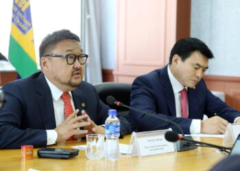 Өвөлжилт хүндэрч болзошгүй аймгуудын удирдлагуудад үүрэг, чиглэл өглөө