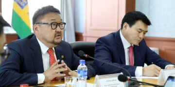 Өвөлжилт хүндэрч болзошгүй аймгуудын удирдлагуудад үүрэг, чиглэл өглөө