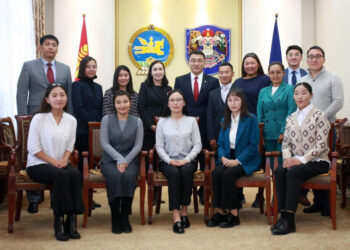 “Илгээлтийн багш” хөтөлбөрт хамрагдсан 16 залуу томилолтоо авлаа