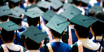 21 их, дээд сургуулийн үйл ажиллагааг өнөөдрөөс зогсоов