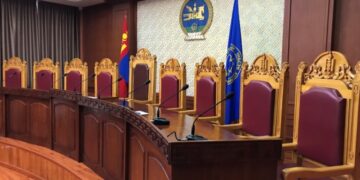 Цэц давхар дээлийг хүлээн зөвшөөрч, УИХ-ын бүх гишүүн сайд болох үүдийг нээв