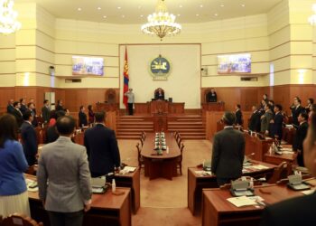 Г.Занданшатар: УИХ, Засгийн газар гар нийлж ажиллах шаардлага үүслээ