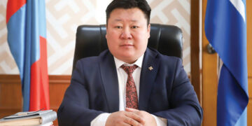 Эрдэнэбүрэний УЦС-ын төслийг удаашруулсан гэж Ховдын Засаг дарга Б.Дүгэржавыг огцрууллаа