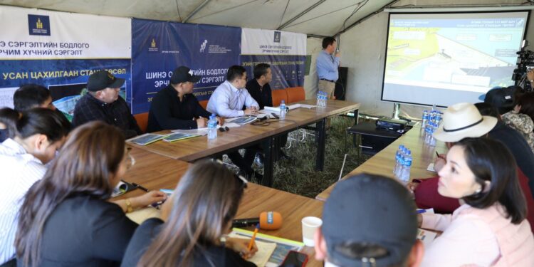 Ерөнхий сайд Л.Оюун-Эрдэнэ Эгийн голын усан цахилгаан станц төслийн талбайд ажиллалаа