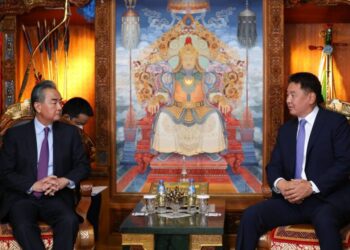 Монгол Улсын Ерөнхийлөгч У.Хүрэлсүхэд БНХАУ-ын Төрийн зөвлөлийн гишүүн, Гадаад хэргийн сайд Ван И бараалхав