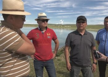 Ажлын хэсгийн гишүүд Өгийнуурт ажиллалаа