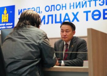 ЗГХЭГ-ын дарга Д.Амарбаясгалан 11-11 төвийн үйл ажиллагаатай танилцлаа