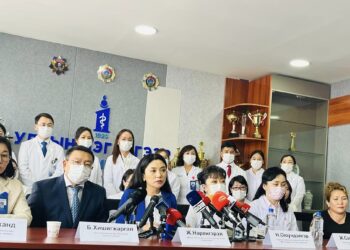 Цусны үүдэл эс шилжүүлэн суулгах эмчилгээг амжилттай хийлээ